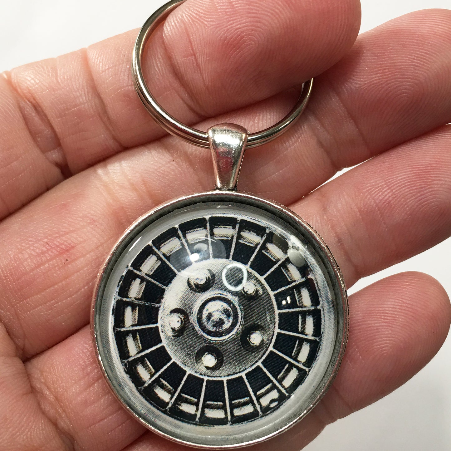 American Motors Corporation Hubcap 1.2" Keychain