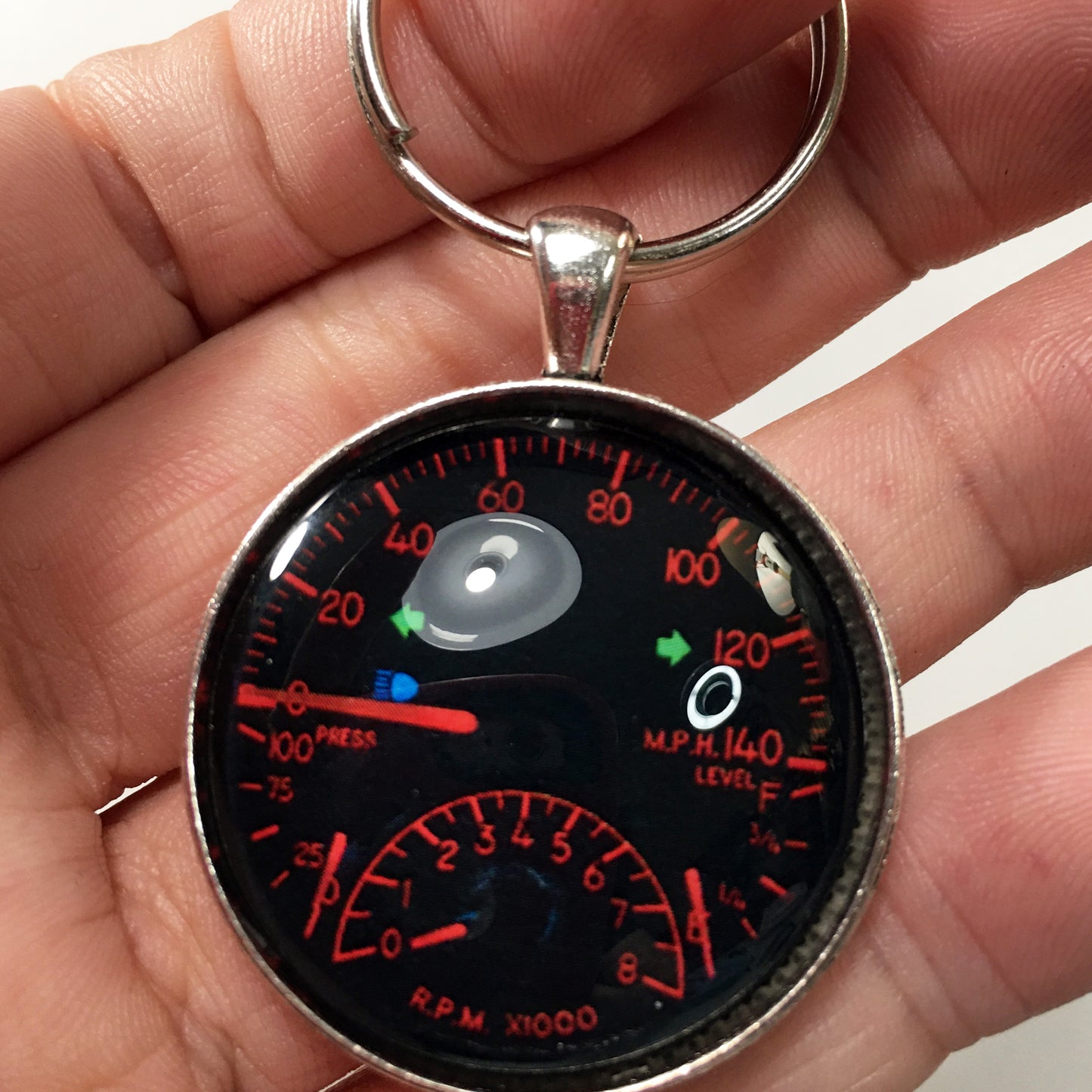 Vintage Chevrolet 140 MPH 2010 Camaro Speedometer Tach 1.2" Keychain