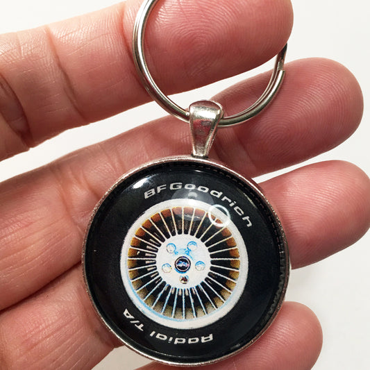 Vintage Chevrolet Camaro Z28 Hurricane Mag Wheel 1.2" Keychain