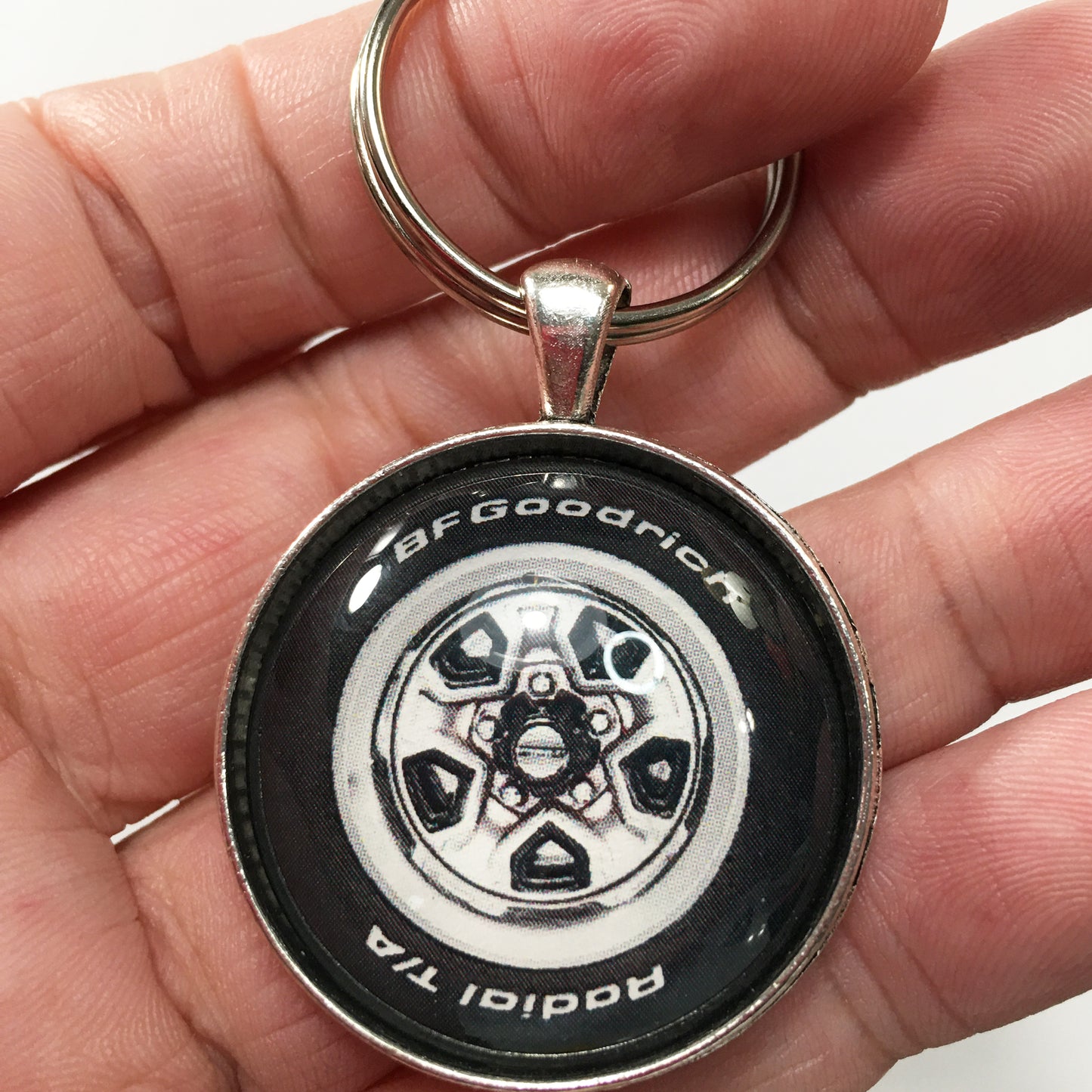 Vintage Chevrolet Monte Carlo SS Wheel (1983-1985) 1.2" Diameter Keychain