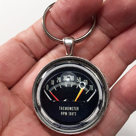 Vintage Chevy Chevelle 70 RPM Gauge Kneeknocker 1.2" Diameter Keychain