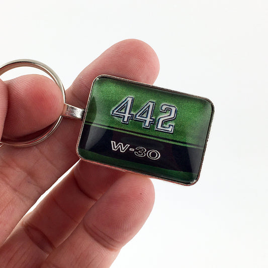 Vintage Oldsmobile 442 W-30 Fender Emblem 1.2" Diameter Keychain