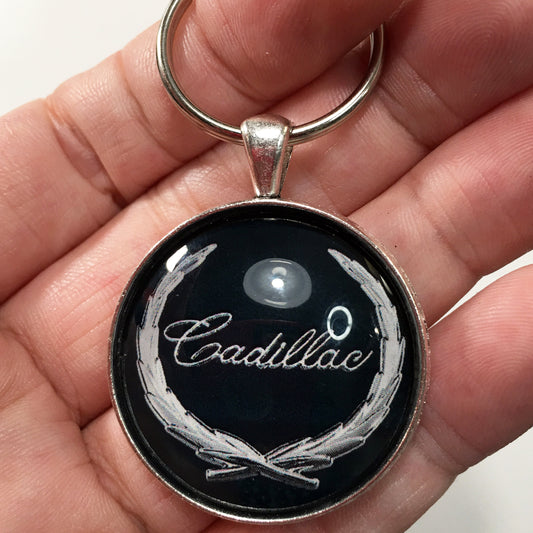 Vintage Cadillac Chrome Wreath Fender Emblem Trunk Badge 1.2" Keychain