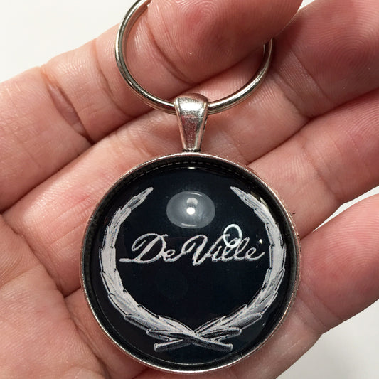 Vintage Cadillac De Ville Chrome Wreath Fender Emblem Trunk Badge 1.2" Keychain