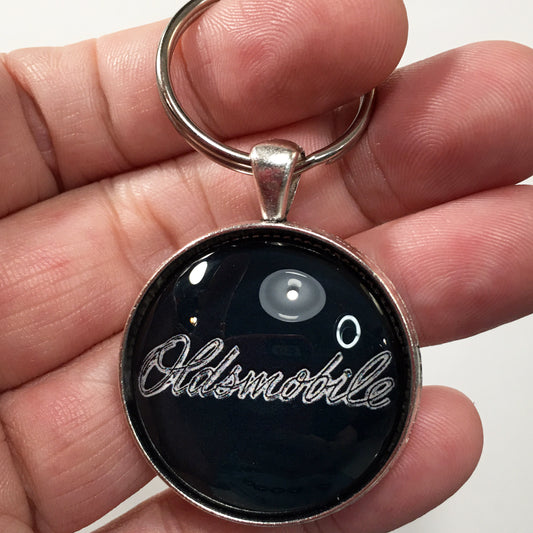 Vintage Oldsmobile Emblem 1.2" Diameter Keychain