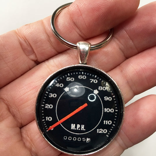 1970-1974 E-Body Barracuda, Cuda, Challenger 120 MPH Speedometer Gauge 1.2" Diameter Keychain