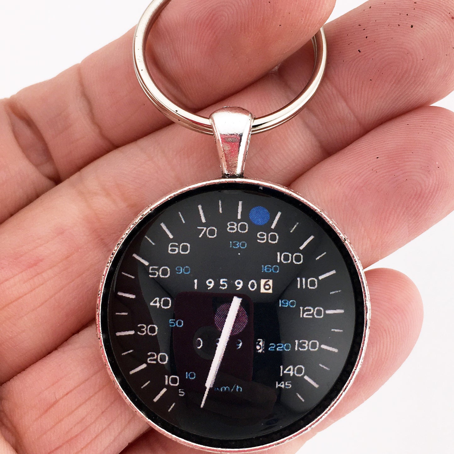 Vintage Chevrolet 1986-1989 Camaro IROC RS 145 MPH Speedometer 1.2" Keychain