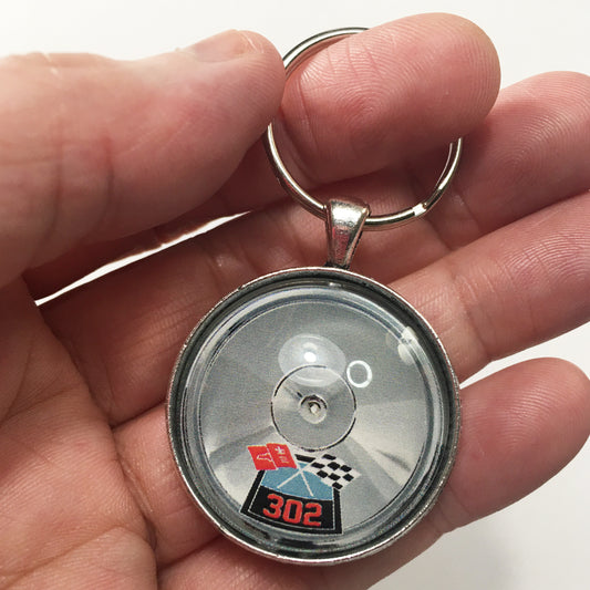 Chevy 302 Chrome Air Cleaner Decal 1.2" Diameter Keychain