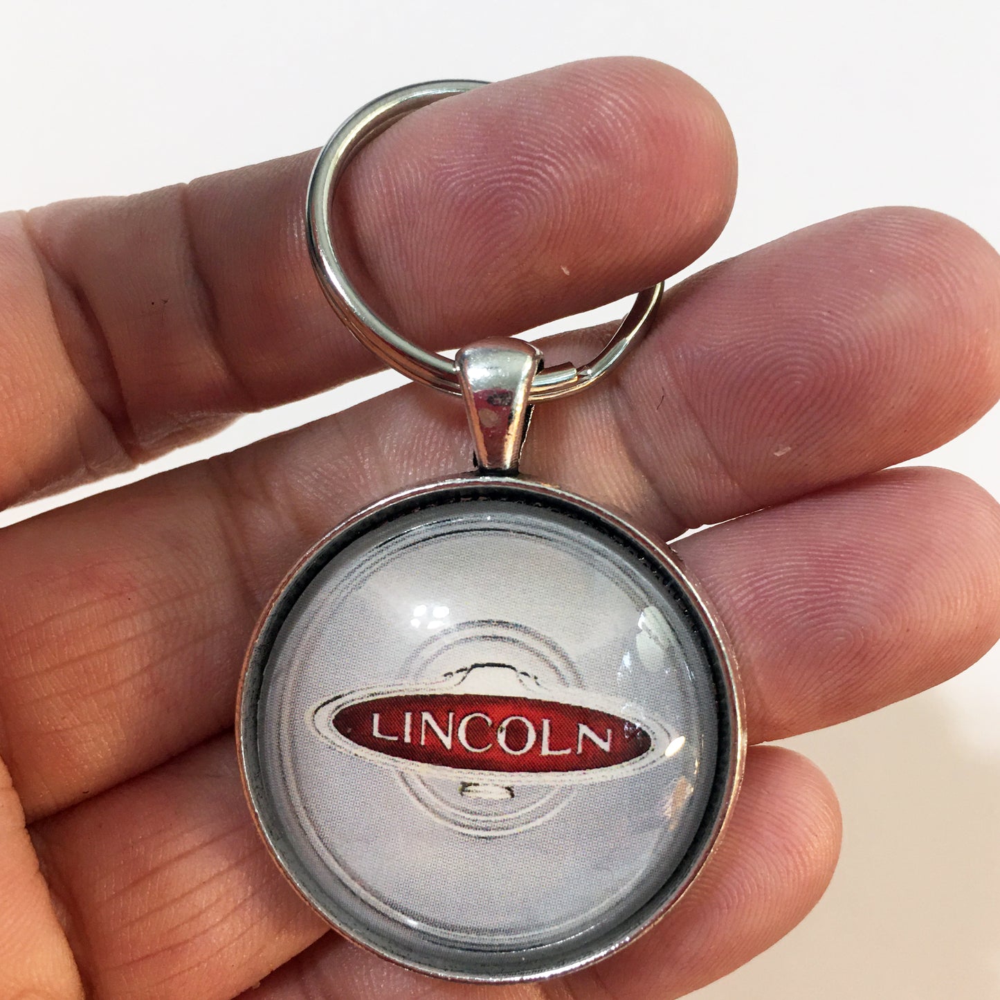 Antique Lincoln Hub Emblem Badge Ornament Logo 1.2" Diameter Keychain
