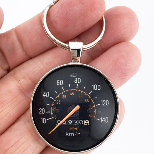 Vintage 1979-1981 Chevy Camaro Z28 140 MPH Speedometer 1.2" Diameter Keychain