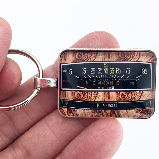 Vintage Chevrolet Caprice Classic 85 MPH Speedometer 1 x 1.25 Keychain