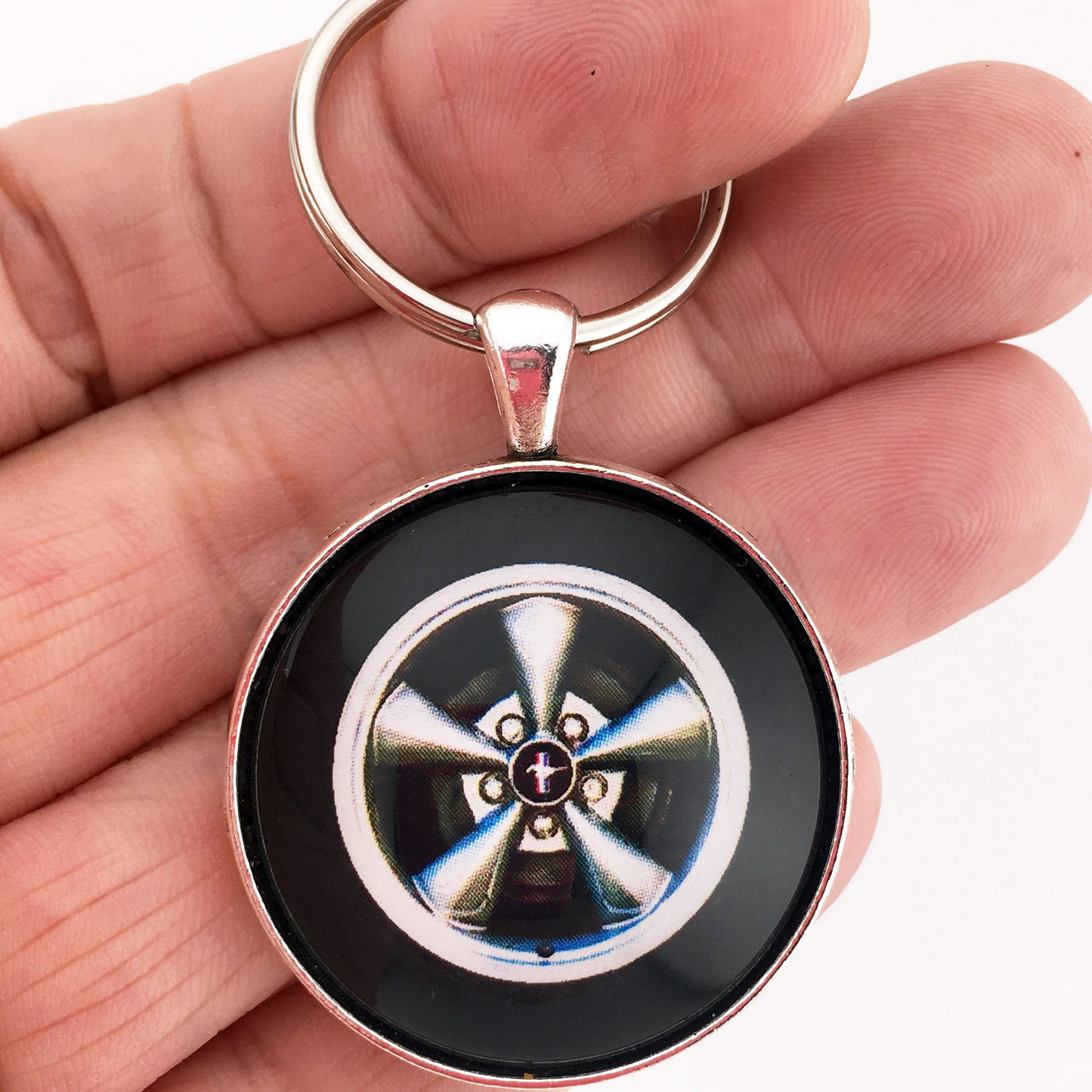 Ford Mustang 5 Spoke Mag Wheel 1.2" Keychain