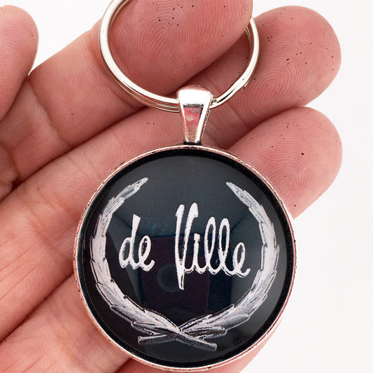 Vintage Cadillac De Ville Chrome Wreath Fender Emblem Badge 1.2" Keychain