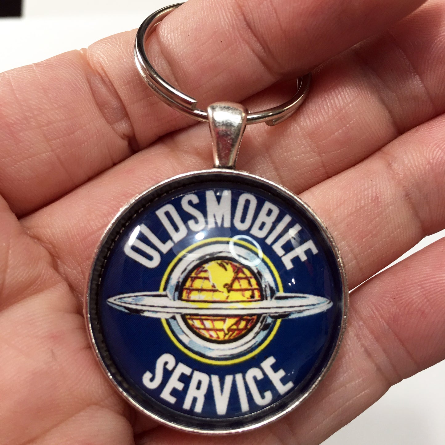 Vintage Oldsmobile Service Sign 1.2" Diameter Keychain